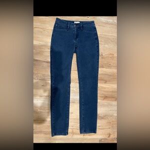Orvis stretch slim jean size 4 long